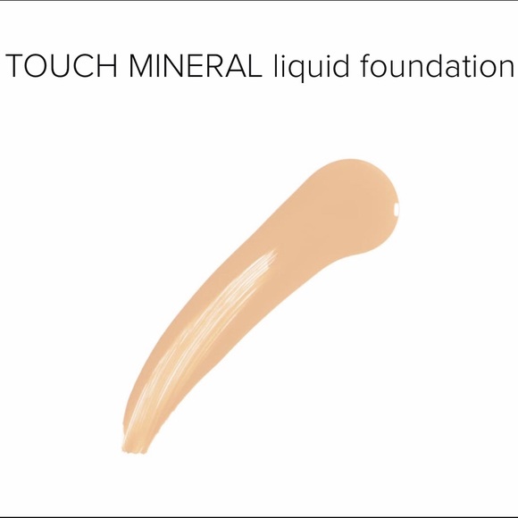 Touch Mineral Liquid Foundation Organza - Picture 4 of 4